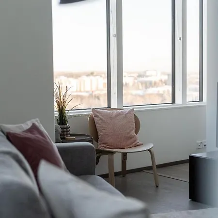 2ndhomes Nokia Arena Sviitti #2 - Penthouse Apt With Amazing Views & Private Terrace *